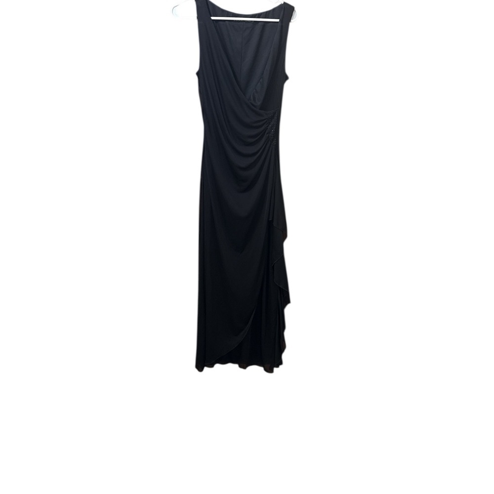 Chic Asymmetrical Black Dress